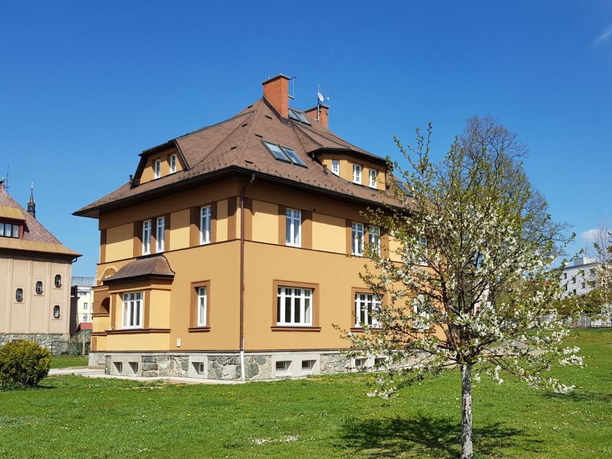 Kavarna A Penzion Reichl Kraliky Exterior photo